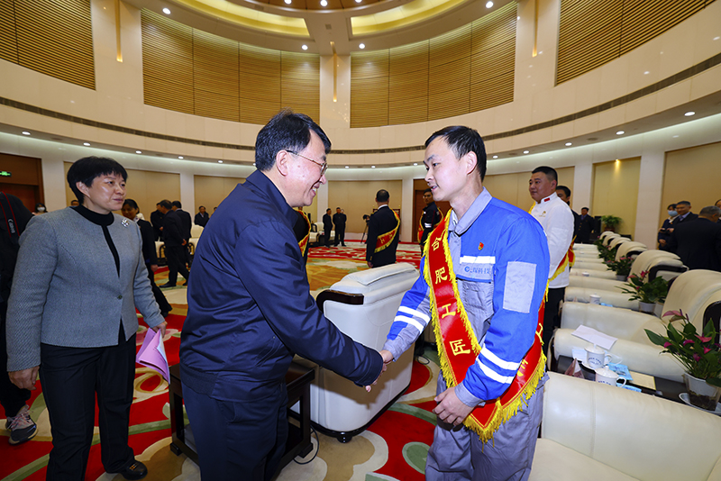 以匠心致初心,周冠辰榮獲“合肥工匠”稱號(hào)！